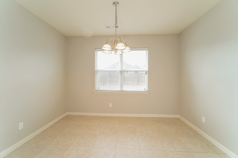 2,810/Mo, 13624 Founders Ln Crowley, TX 76036 Dining Room View