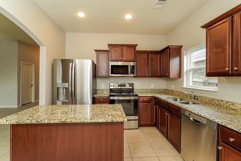 2,810/Mo, 13624 Founders Ln Crowley, TX 76036 Kitchen View 2