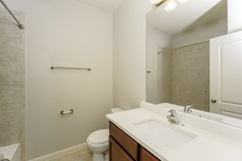 2,810/Mo, 13624 Founders Ln Crowley, TX 76036 Bathroom View