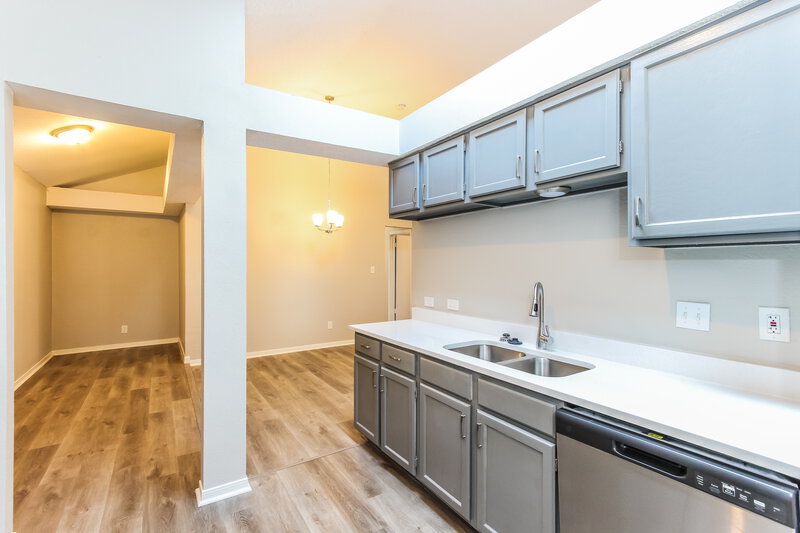2,135/Mo, 6736 Poppy Dr Fort Worth, TX 76137 Kitchen View 2