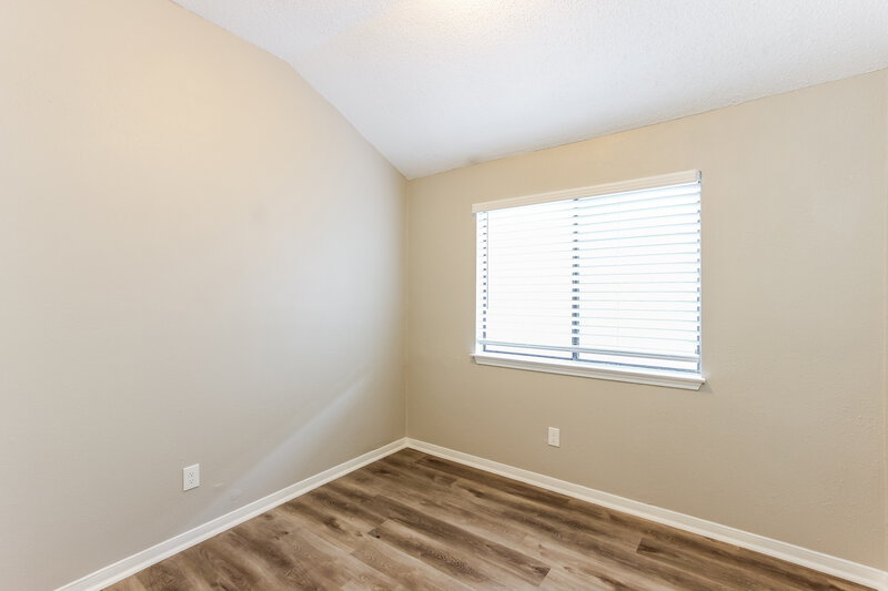 2,135/Mo, 6736 Poppy Dr Fort Worth, TX 76137 Bedroom View 2