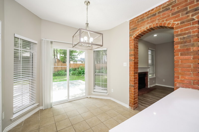 2,960/Mo, 2200 Park Hurst Dr Arlington, TX 76001 Dining Room View