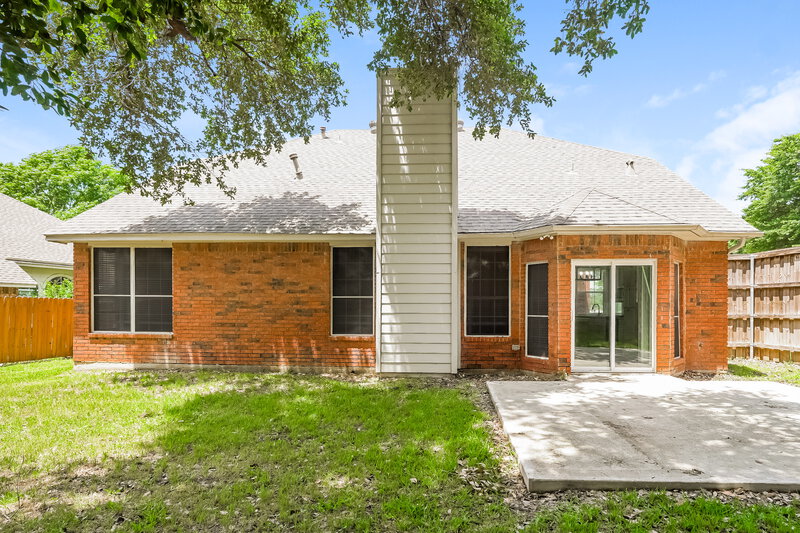 2,960/Mo, 2200 Park Hurst Dr Arlington, TX 76001 Rear View