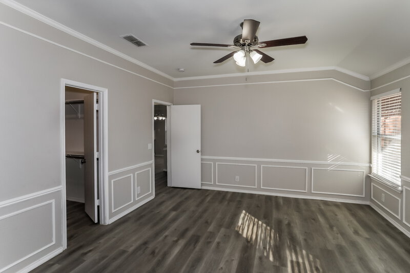 2,240/Mo, 748 Texas Oak Trl Lake Dallas, TX 75065 Main Bathroom View