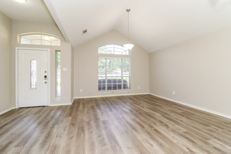 2,615/Mo, 1040 The Meadows Pkwy Desoto, TX 75115 Living Room View