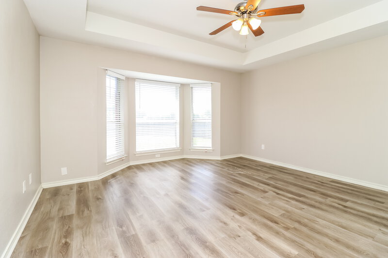2,615/Mo, 1040 The Meadows Pkwy Desoto, TX 75115 Main Bedroom View