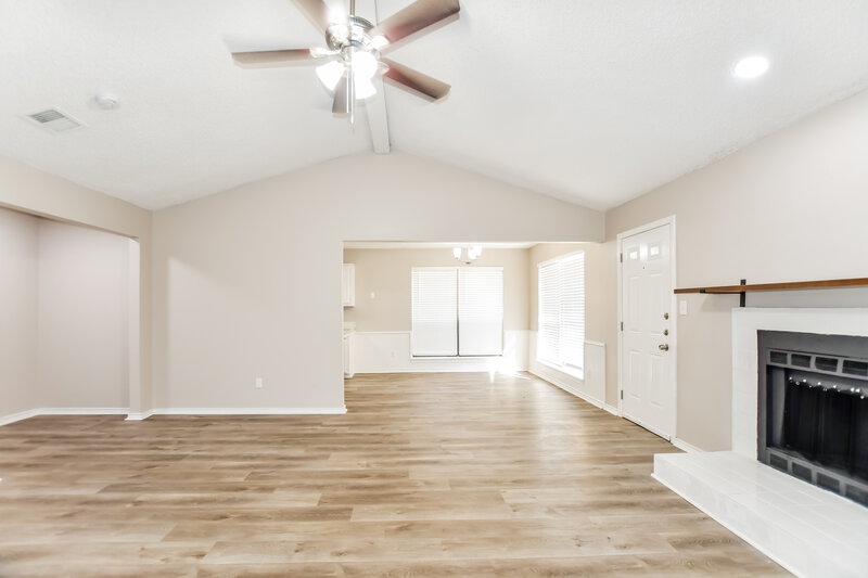 2,025/Mo, 308 Southlake Dr Forney, TX 75126 Living Room View 3