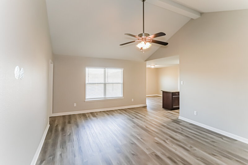 2,175/Mo, 1328 Englemann Dr Princeton, TX 75407 Living Room View 2