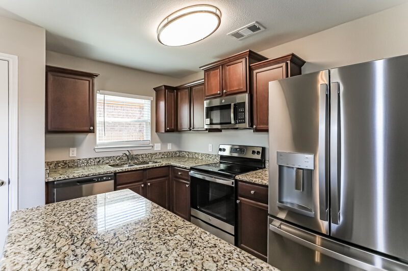 2,175/Mo, 1328 Englemann Dr Princeton, TX 75407 Kitchen View