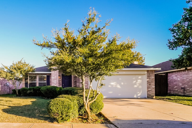 3,200/Mo, 706 Langford Dr Arlington, TX 76018 External View