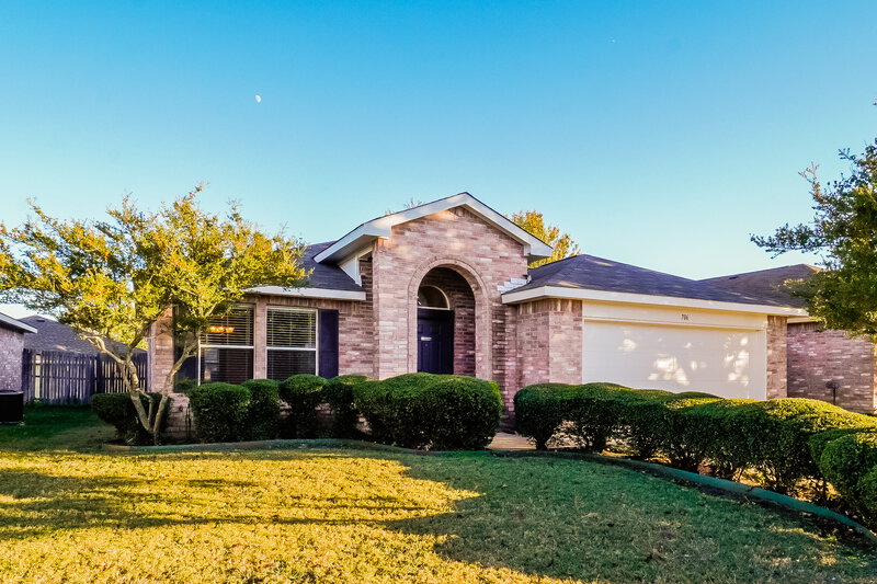 3,200/Mo, 706 Langford Dr Arlington, TX 76018 Front View