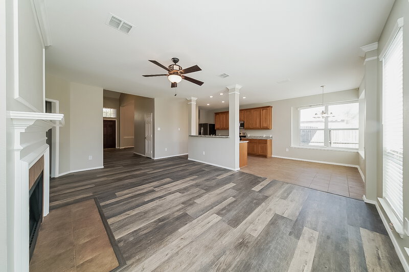 3,270/Mo, 4525 Shady Hollow Dr Fort Worth, TX 76123 Living Room View 2