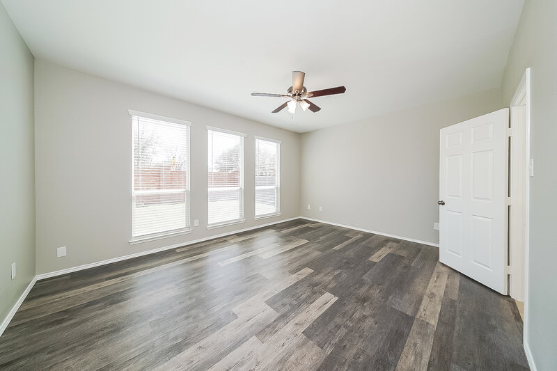 3,270/Mo, 4525 Shady Hollow Dr Fort Worth, TX 76123 Main Bedroom View