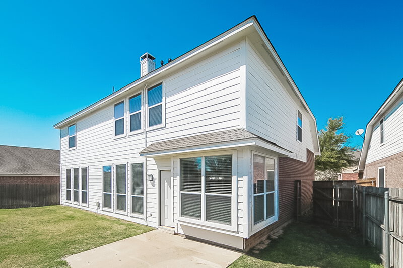 3,270/Mo, 4525 Shady Hollow Dr Fort Worth, TX 76123 Rear View 2