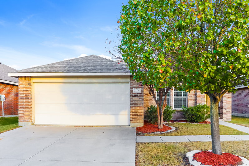 2,285/Mo, 12716 Northern Pine Dr Fort Worth, TX 76244 External View