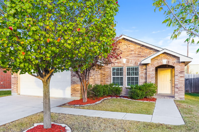 2,285/Mo, 12716 Northern Pine Dr Fort Worth, TX 76244 Front View
