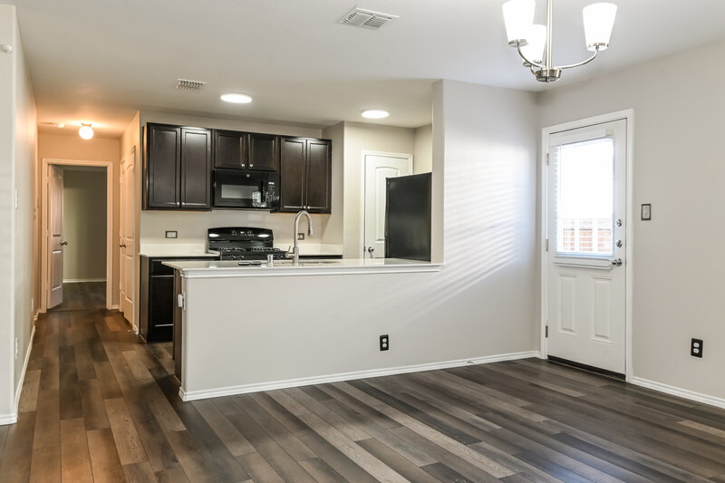 1,845/Mo, 5660 McClelland St Forney, TX 75126 Dining Room View 2