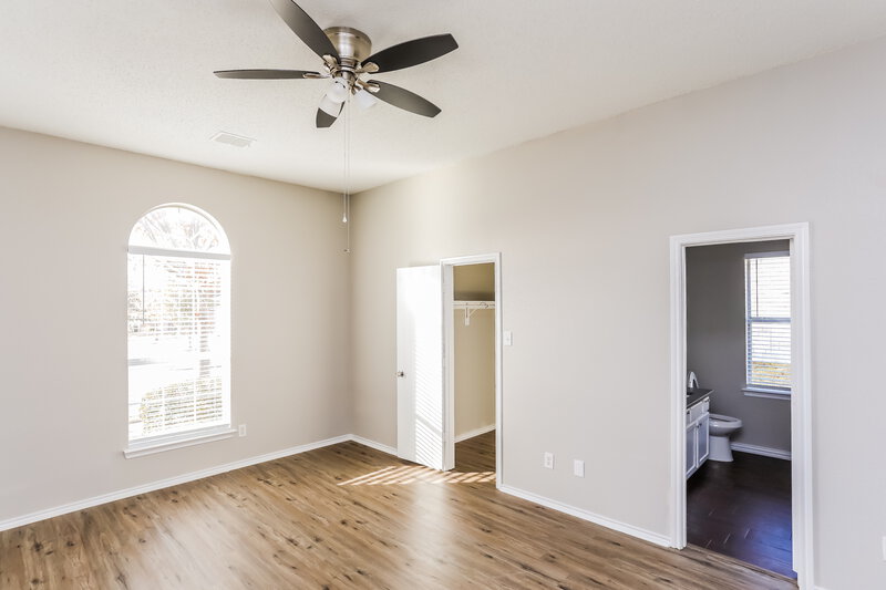 1,870/Mo, 312 Singleton Dr Royse City, TX 75189 Main Bedroom View 2
