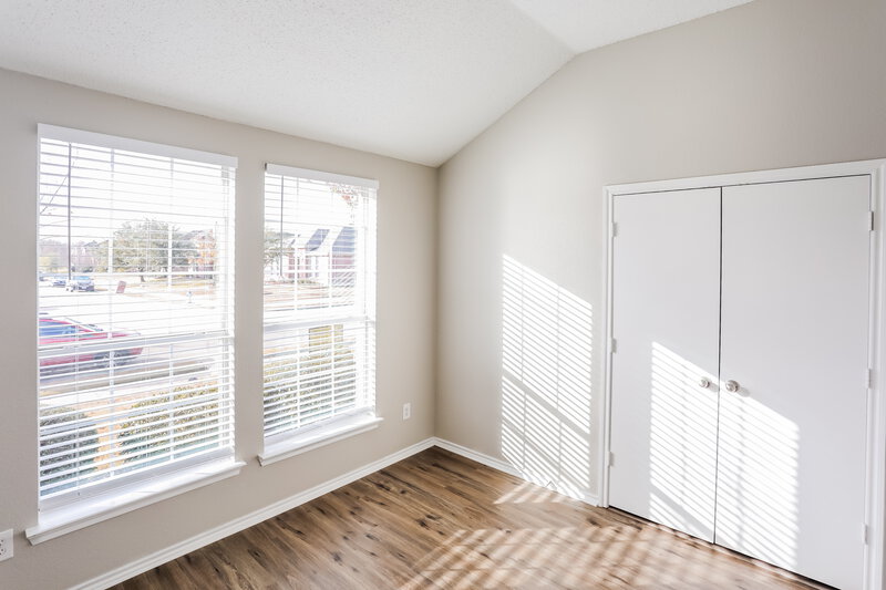 1,870/Mo, 312 Singleton Dr Royse City, TX 75189 Bedroom View 3