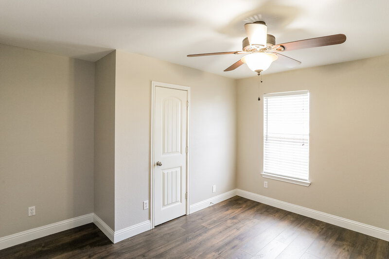 2,020/Mo, 212 W 4th St Kennedale, TX 76060 Main Bedroom View