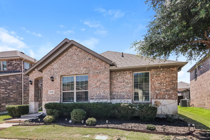 2,245/Mo, 2253 Barx Dr Little Elm, TX 75068 Front View