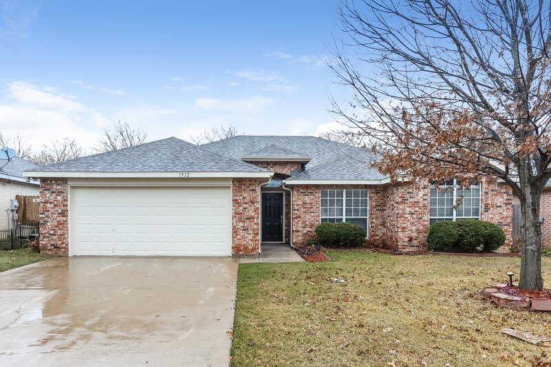 2,755/Mo, 1512 Fern Dr Mansfield, TX 76063 External View