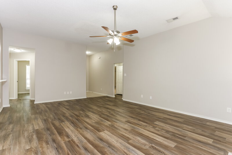 2,615/Mo, 1512 Fern Dr Mansfield, TX 76063 Living Room View