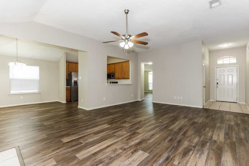 2,615/Mo, 1512 Fern Dr Mansfield, TX 76063 Living Room View 2