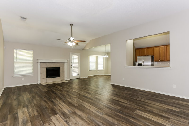 2,615/Mo, 1512 Fern Dr Mansfield, TX 76063 Living Room View 3