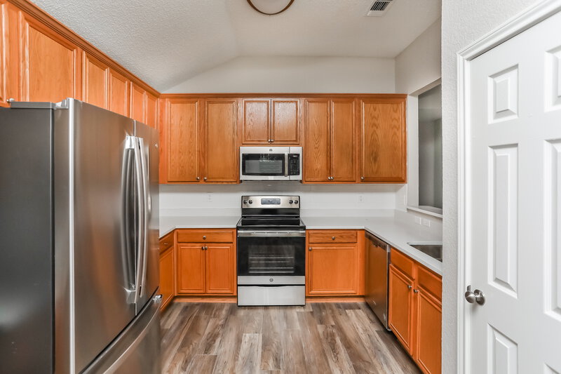 2,755/Mo, 1512 Fern Dr Mansfield, TX 76063 Kitchen View 2