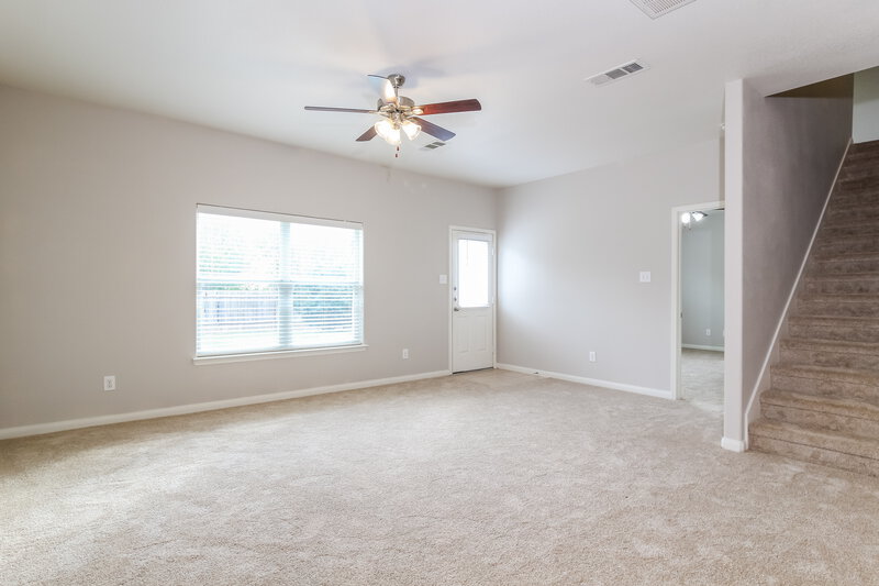 2,740/Mo, 1108 First St Sanger, TX 76266 Living Room View