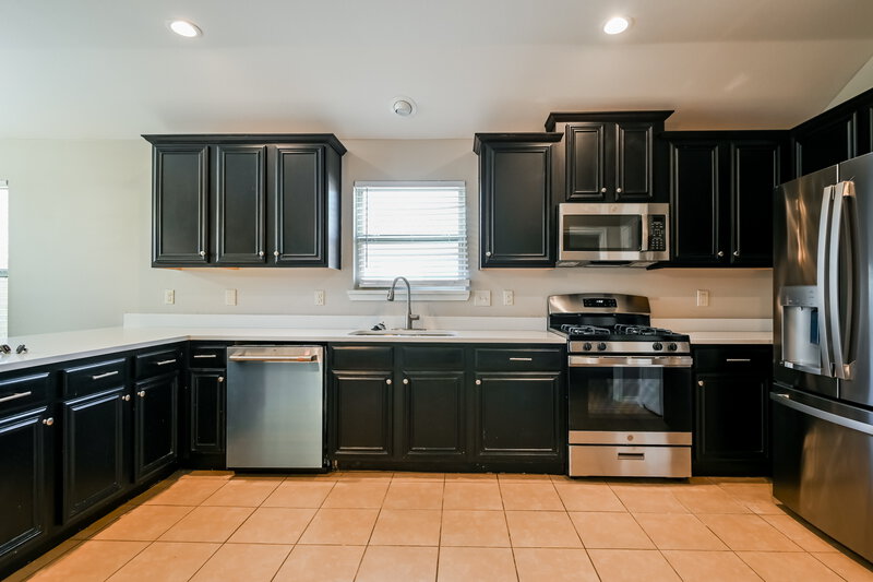 2,305/Mo, 113 Independence Trl Forney, TX 75126 Kitchen View