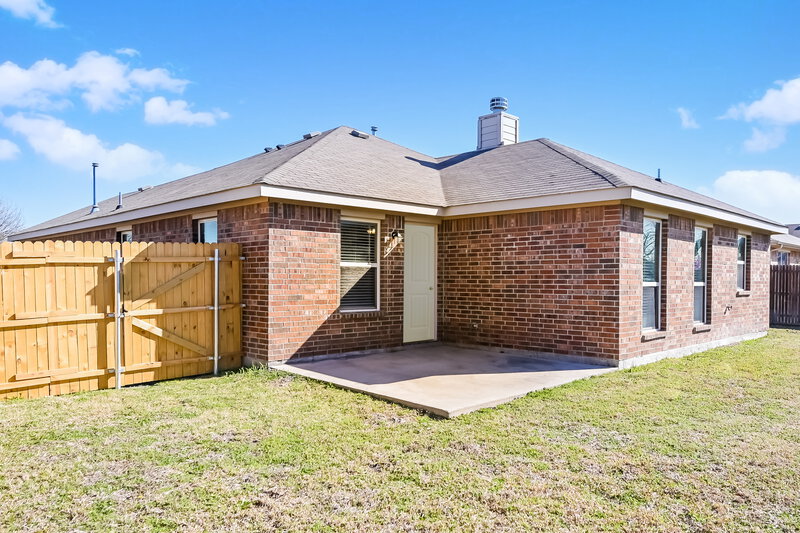 2,305/Mo, 113 Independence Trl Forney, TX 75126 Rear View