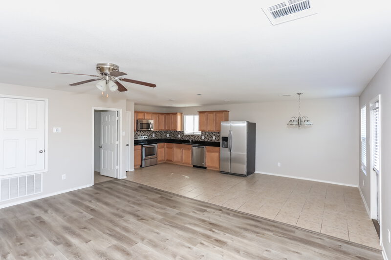 2,125/Mo, 10020 Amosite Dr Fort Worth, TX 76131 Living Room View