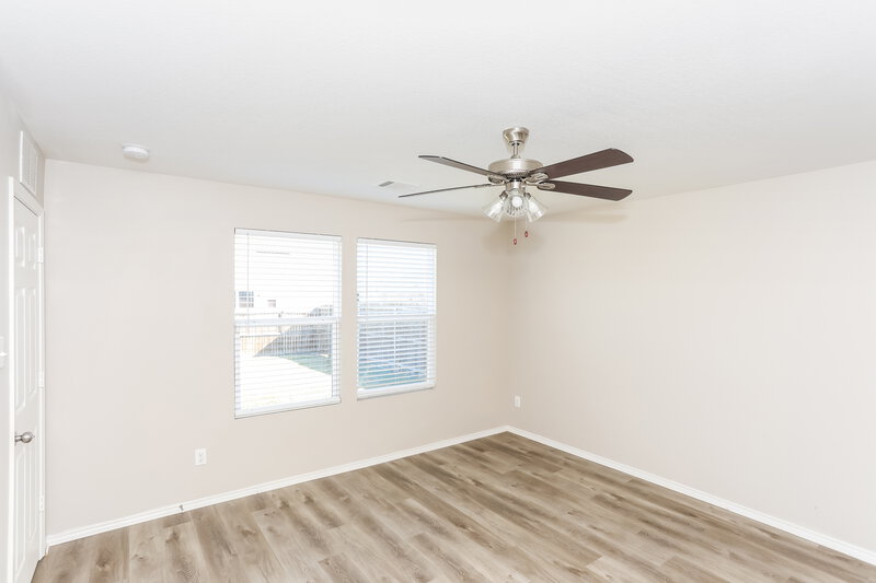 2,125/Mo, 10020 Amosite Dr Fort Worth, TX 76131 Main Bedroom View 4
