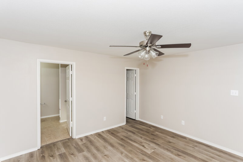 2,125/Mo, 10020 Amosite Dr Fort Worth, TX 76131 Main Bedroom View 5