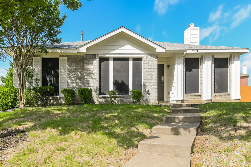 2,305/Mo, 2334 McIntosh Ct Lancaster, TX 75134 External View