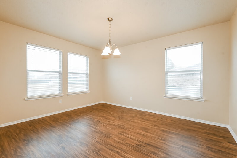 2,820/Mo, 604 Snowy Orchid Ln Desoto, TX 75115 Dining Room View