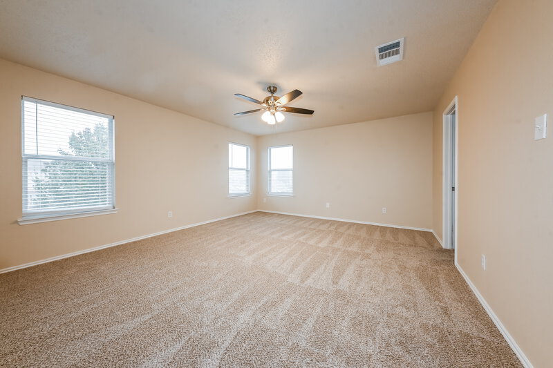 2,820/Mo, 604 Snowy Orchid Ln Desoto, TX 75115 Main Bedroom View