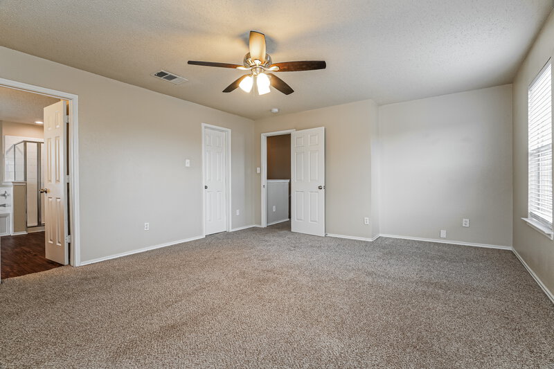 2,675/Mo, 604 Snowy Orchid Ln Desoto, TX 75115 Main Bedroom View 2