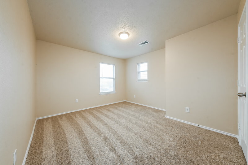 2,820/Mo, 604 Snowy Orchid Ln Desoto, TX 75115 Bedroom View 3