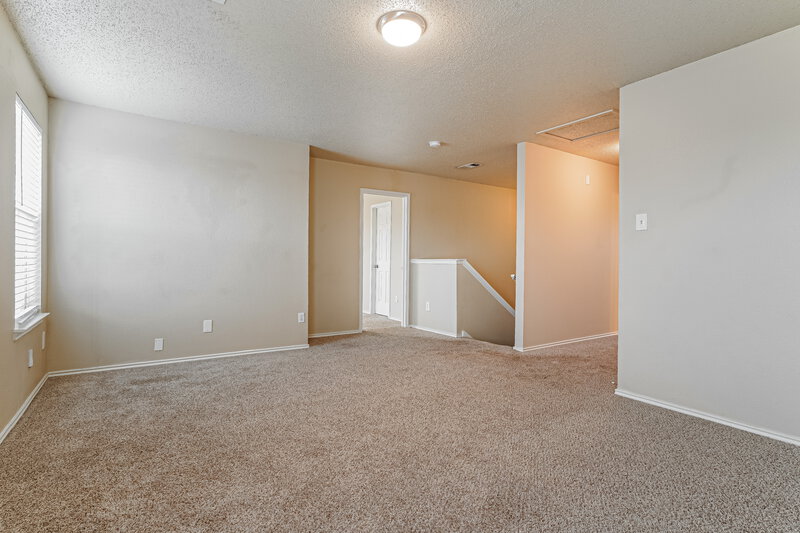 2,675/Mo, 604 Snowy Orchid Ln Desoto, TX 75115 Loft View