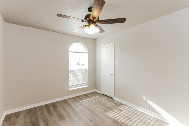 1,925/Mo, 117 Windsor Forney, TX 75126 Bedroom View 2