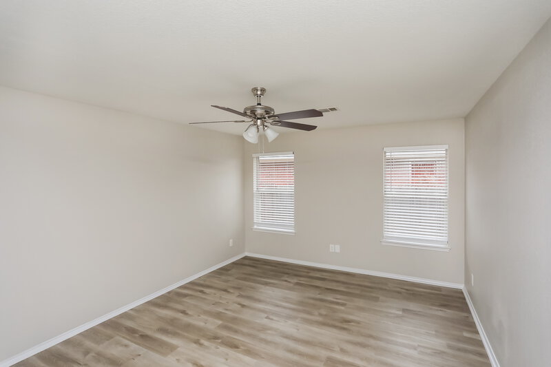 2,595/Mo, 6302 Stoneford Ct Arlington, TX 76001 Main Bedroom View