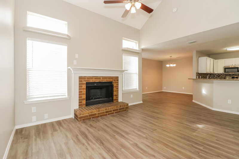 2,005/Mo, 7536 Arbor Hill Dr Fort Worth, TX 76120 Living Room View