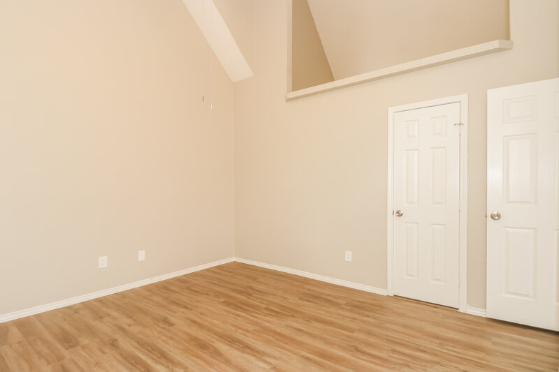 2,005/Mo, 7536 Arbor Hill Dr Fort Worth, TX 76120 Main Bedroom View