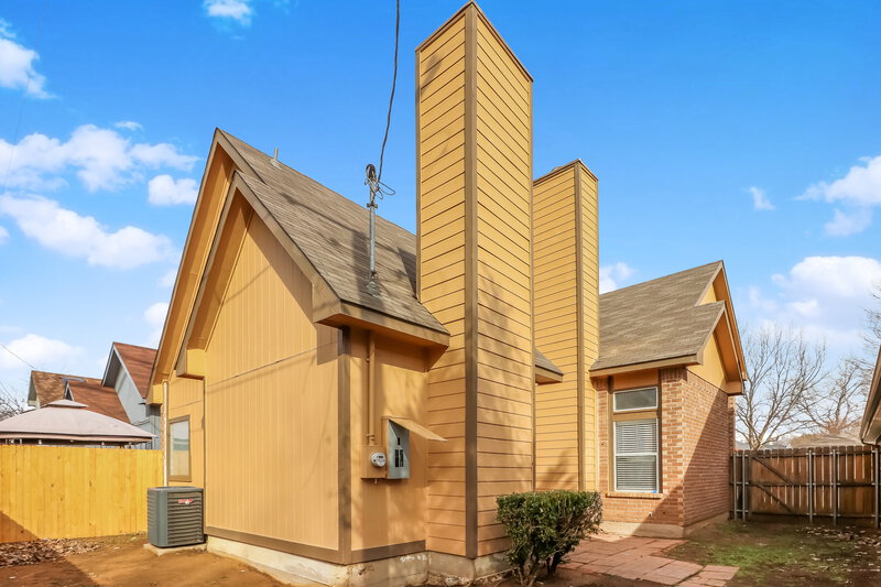 2,005/Mo, 7536 Arbor Hill Dr Fort Worth, TX 76120 Rear View