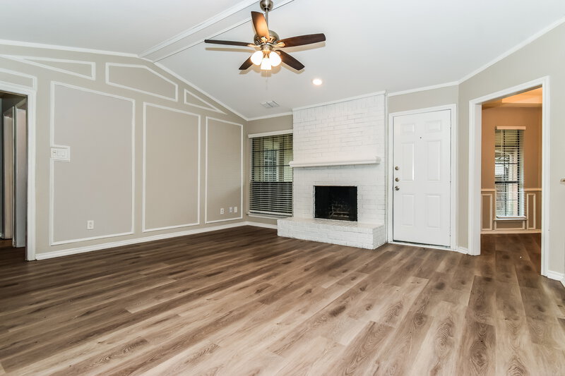 2,005/Mo, 504 N Winding Oaks Dr Wylie, TX 75098 Living Room View