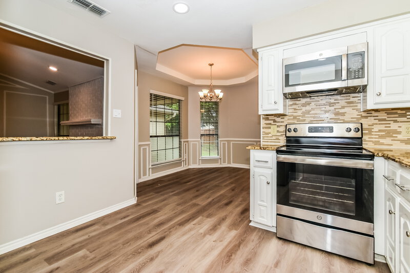 2,005/Mo, 504 N Winding Oaks Dr Wylie, TX 75098 Kitchen View 3