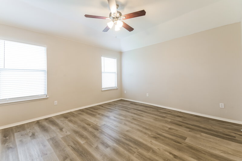 1,790/Mo, 1216 Bent Tree Rd Royse City, TX 75189 Main Bedroom View